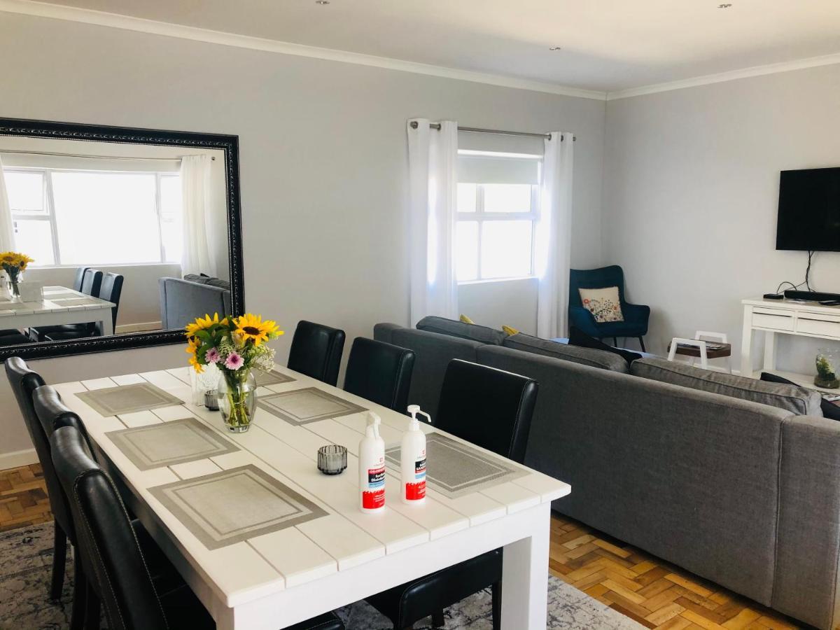 Wave N' Sea Villa Langebaan Eksteriør billede